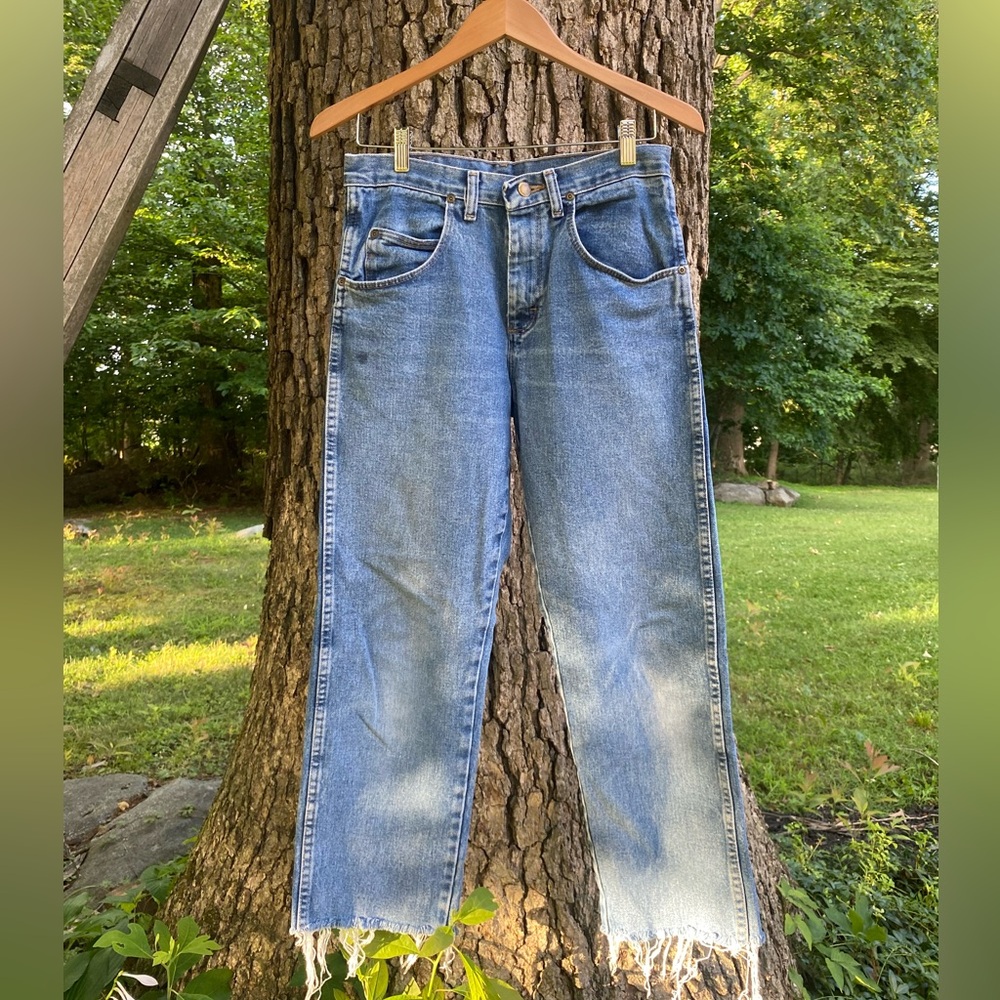 Wrangler Vintage 90s blue jeans with fraying
